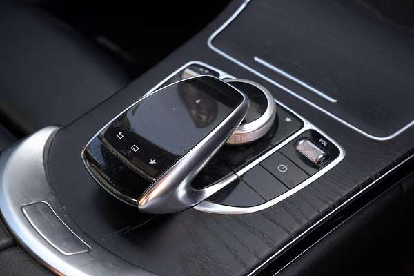 2015 Mercedes-Benz C-Class C200 W205