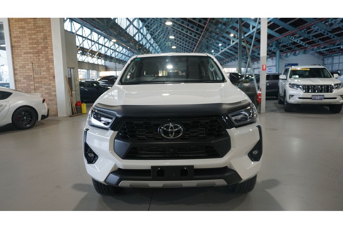 2024 Toyota Hilux SR5 48V GUN126R 4X4
