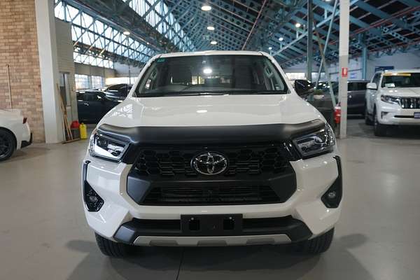 2024 Toyota Hilux SR5 48V GUN126R 4X4