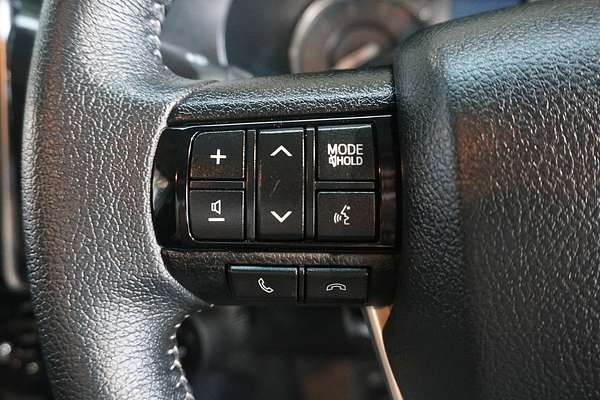 2024 Toyota Hilux SR5 48V GUN126R 4X4