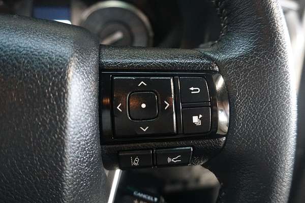 2024 Toyota Hilux SR5 48V GUN126R 4X4