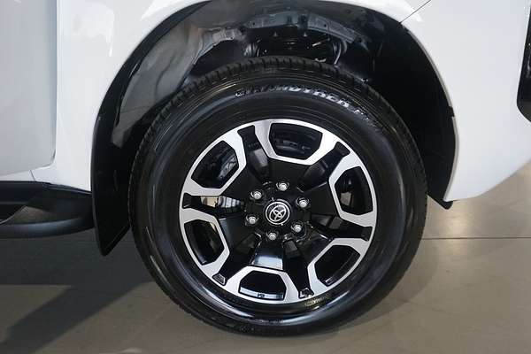 2024 Toyota Hilux SR5 48V GUN126R 4X4
