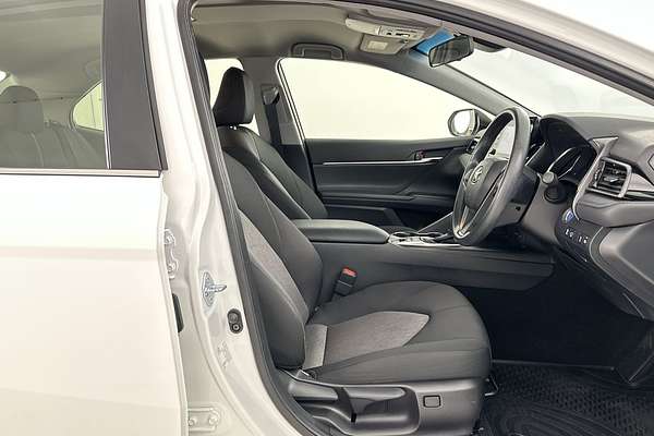 2021 Toyota Camry Ascent AXVH70R