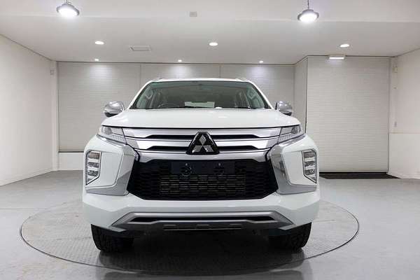 2022 Mitsubishi Pajero Sport GLX QF