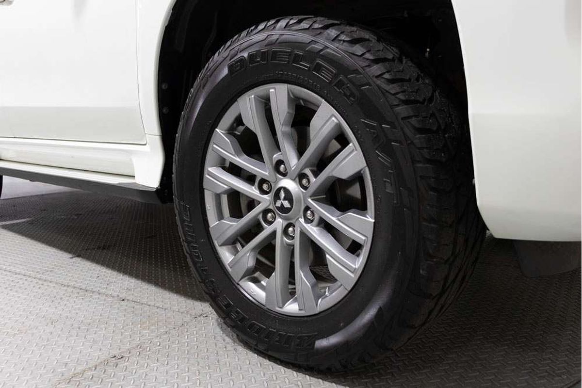 2022 Mitsubishi Pajero Sport GLX QF