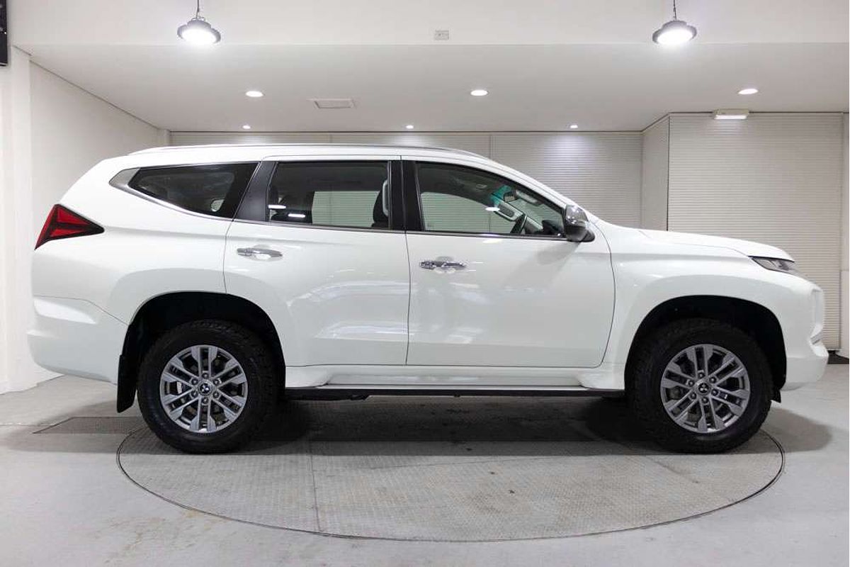 2022 Mitsubishi Pajero Sport GLX QF