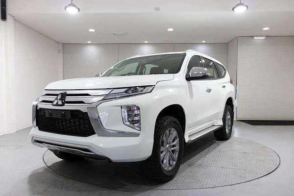 2022 Mitsubishi Pajero Sport GLX QF