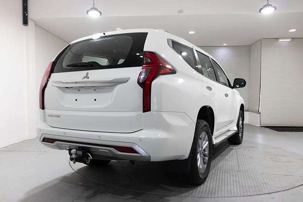 2022 Mitsubishi Pajero Sport GLX QF