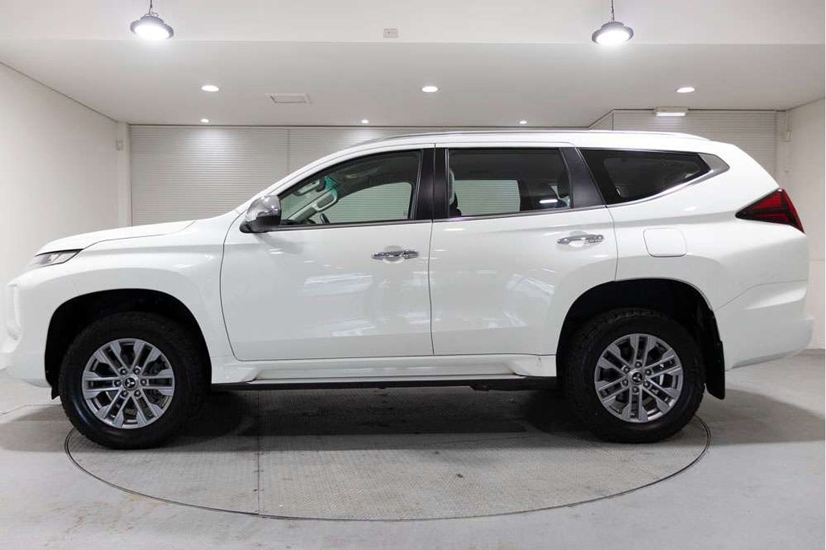 2022 Mitsubishi Pajero Sport GLX QF