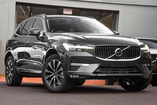 2024 Volvo XC60 Plus B5