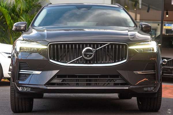 2024 Volvo XC60 Plus B5