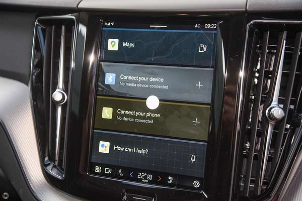 2024 Volvo XC60 Plus B5