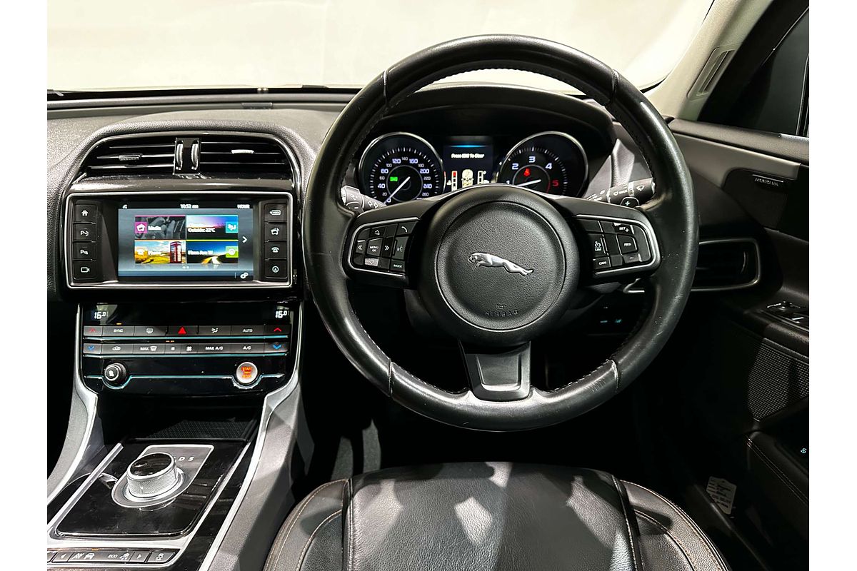 2015 Jaguar XE 20d Prestige X760