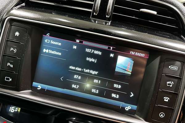2015 Jaguar XE 20d Prestige X760