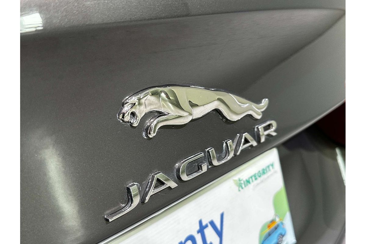 2015 Jaguar XE 20d Prestige X760