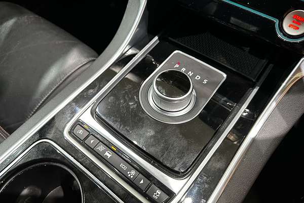 2015 Jaguar XE 20d Prestige X760