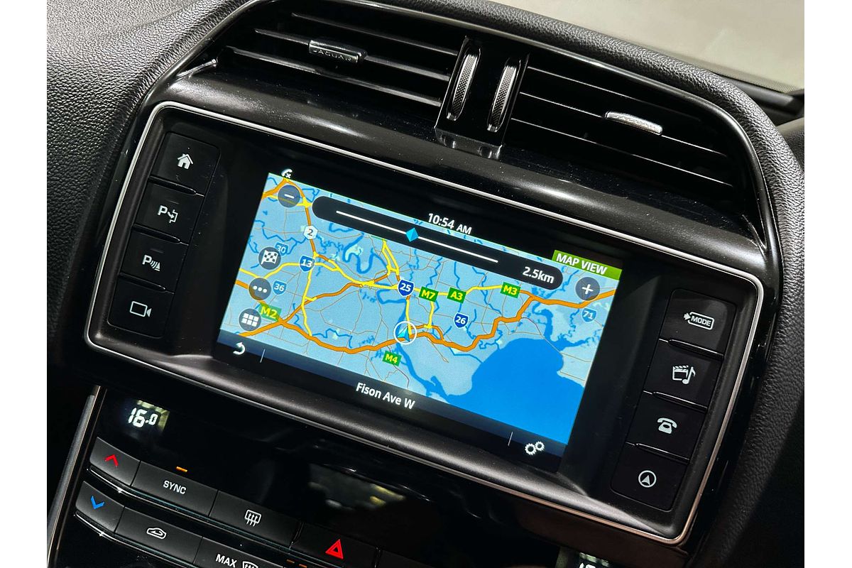 2015 Jaguar XE 20d Prestige X760