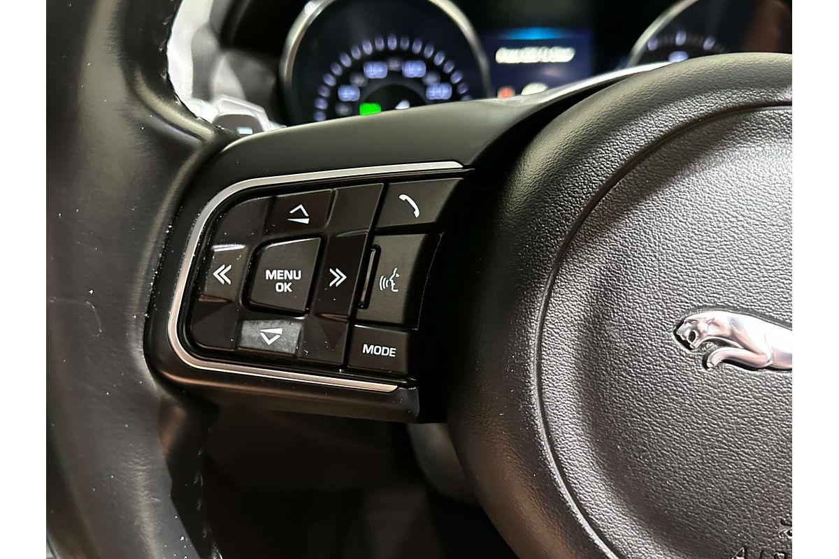 2015 Jaguar XE 20d Prestige X760