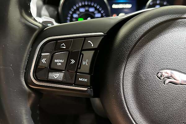 2015 Jaguar XE 20d Prestige X760
