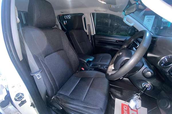2020 Toyota Hilux SR GUN126R 4X4