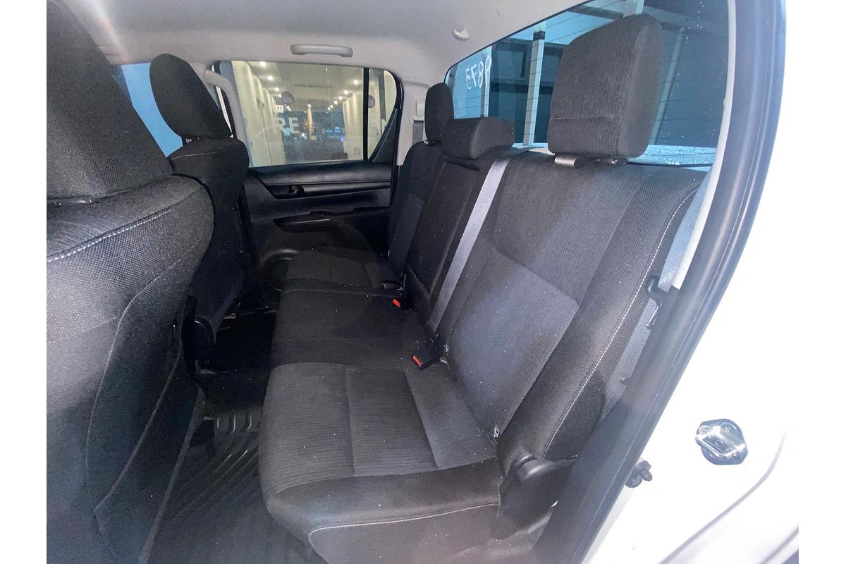 2020 Toyota Hilux SR GUN126R 4X4