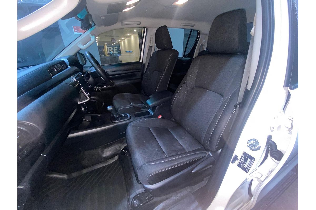 2020 Toyota Hilux SR GUN126R 4X4