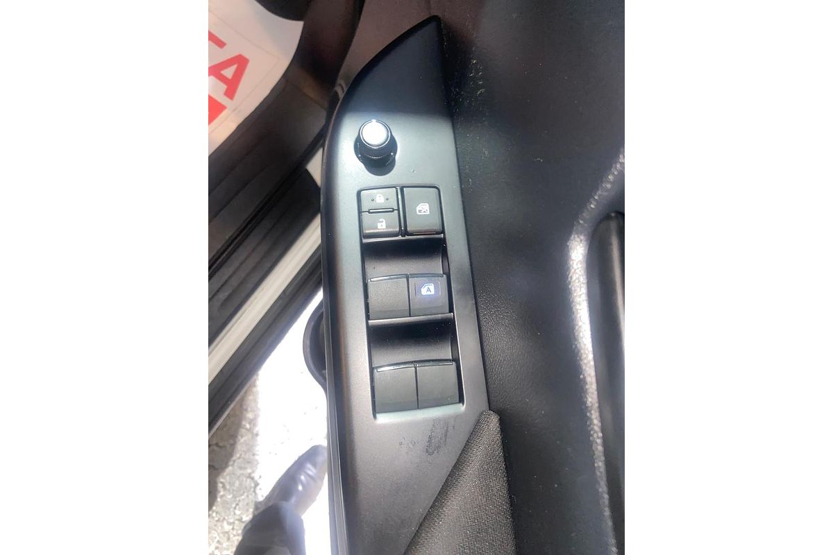 2020 Toyota Hilux SR GUN126R 4X4