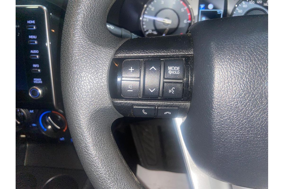 2020 Toyota Hilux SR GUN126R 4X4