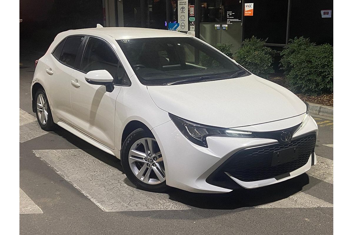2018 Toyota Corolla Ascent Sport MZEA12R