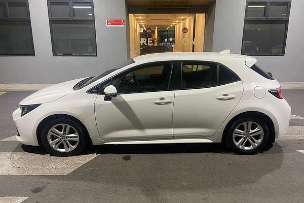 2018 Toyota Corolla Ascent Sport MZEA12R