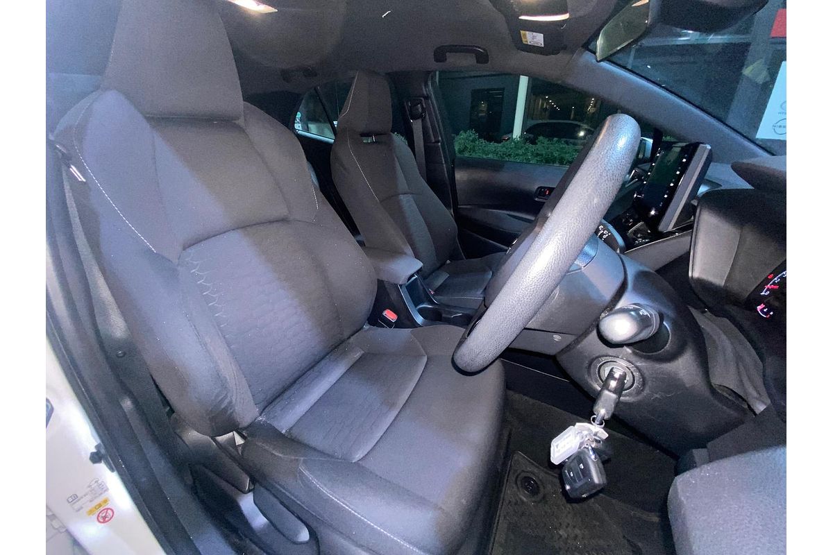 2018 Toyota Corolla Ascent Sport MZEA12R