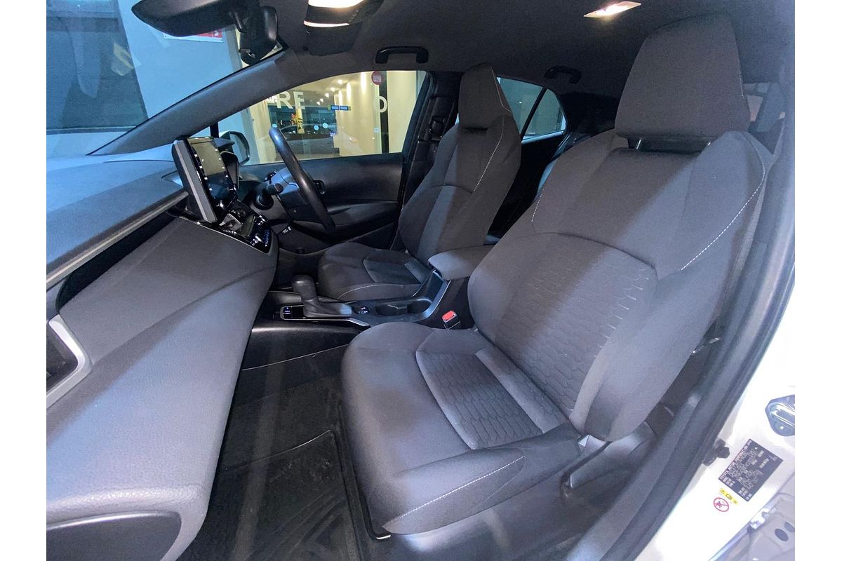 2018 Toyota Corolla Ascent Sport MZEA12R