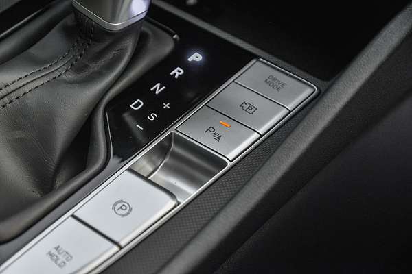 2025 Hyundai i30 (No Badge) CN7.V2