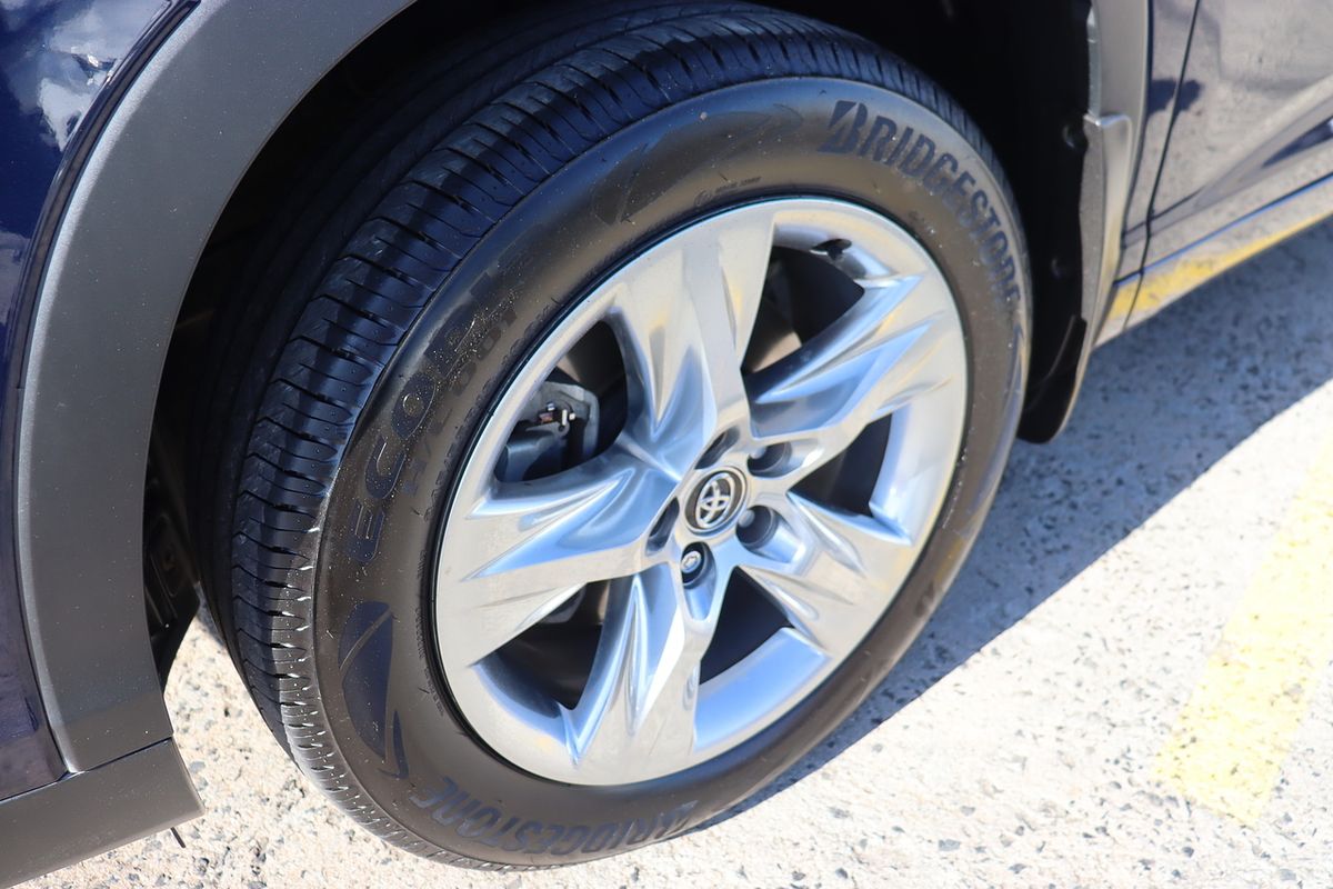 2016 Toyota Kluger Grande GSU55R