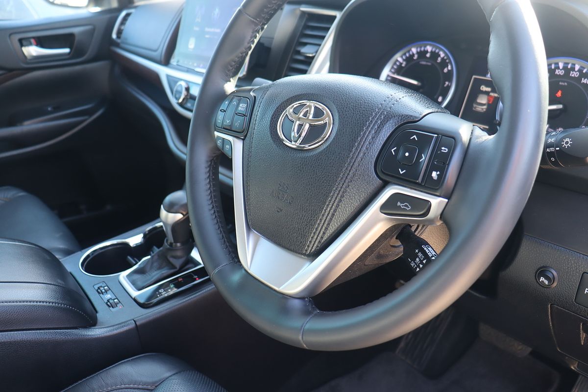 2016 Toyota Kluger Grande GSU55R