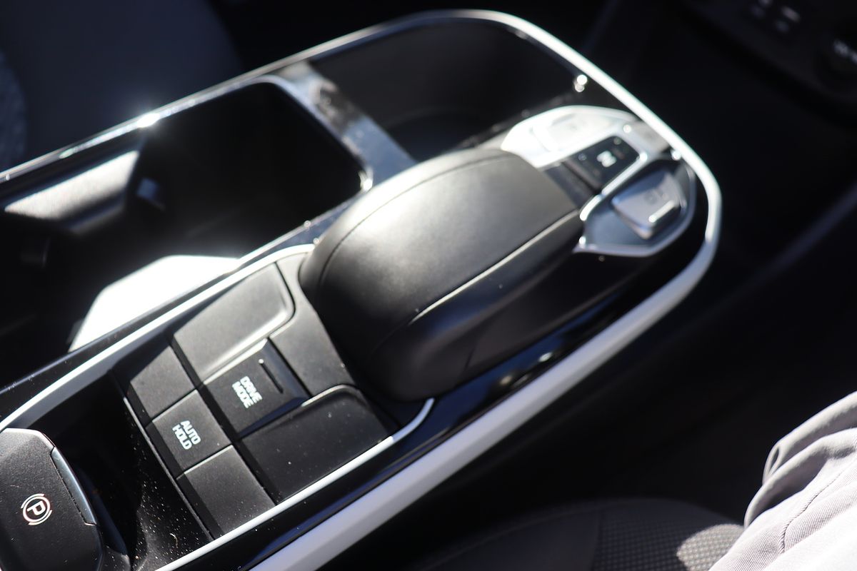 2019 Hyundai IONIQ Electric Elite AE.2