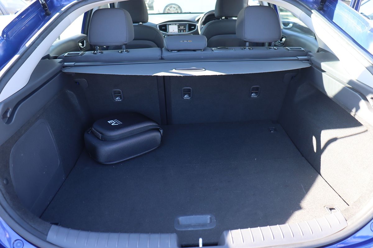 2019 Hyundai IONIQ Electric Elite AE.2