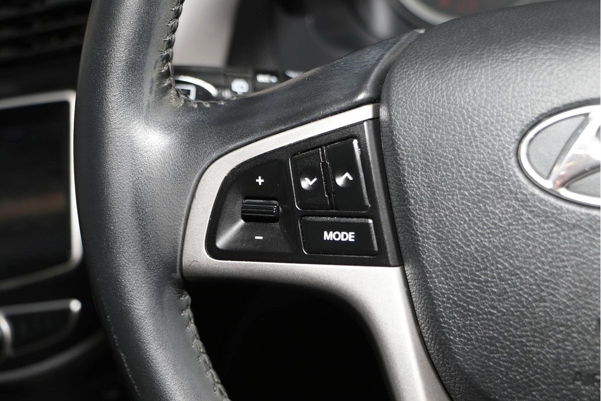 2018 Hyundai Accent Sport RB6