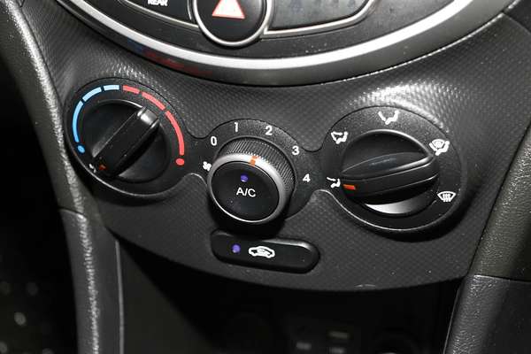 2018 Hyundai Accent Sport RB6