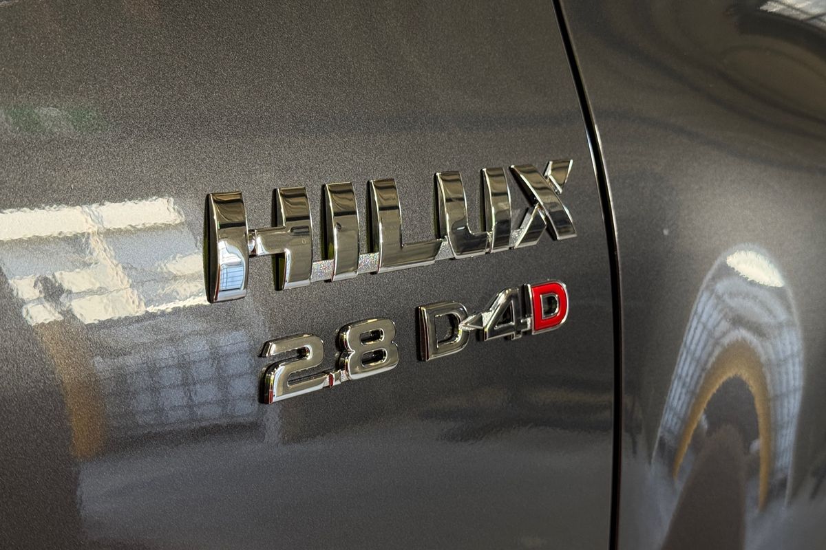 2023 Toyota Hilux SR5 GUN126R