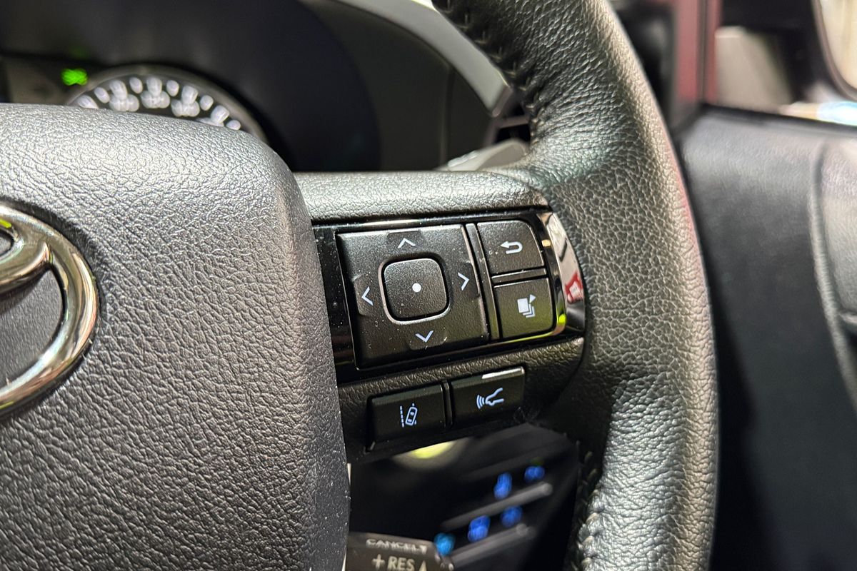 2023 Toyota Hilux SR5 GUN126R