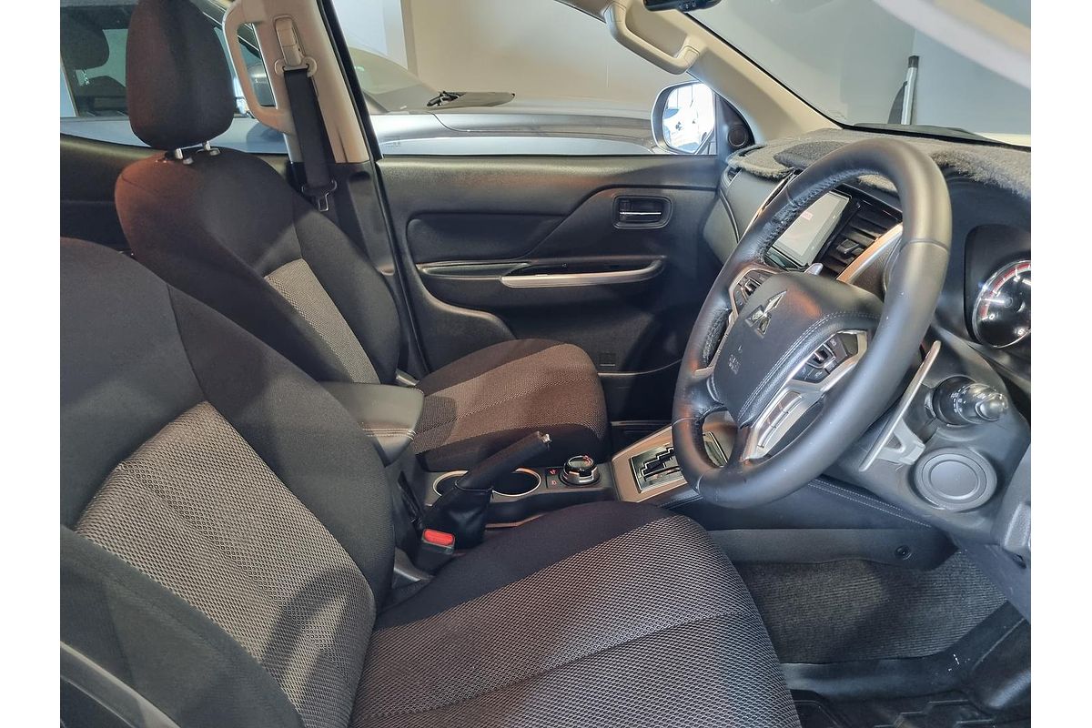 2021 Mitsubishi Triton GLS MR 4X4