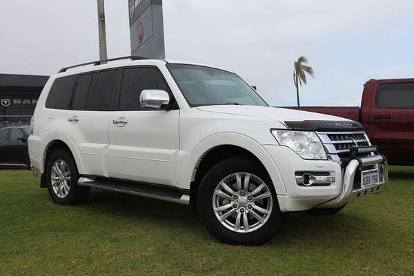 2016 Mitsubishi Pajero GLS NX