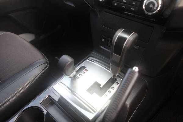 2016 Mitsubishi Pajero GLS NX