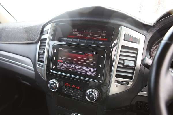 2016 Mitsubishi Pajero GLS NX