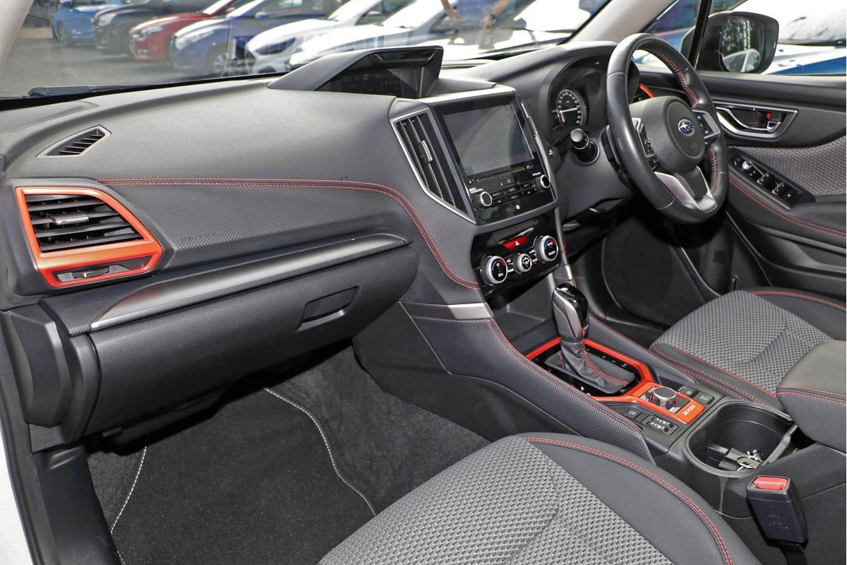 2020 Subaru Forester 2.5i Sport S5