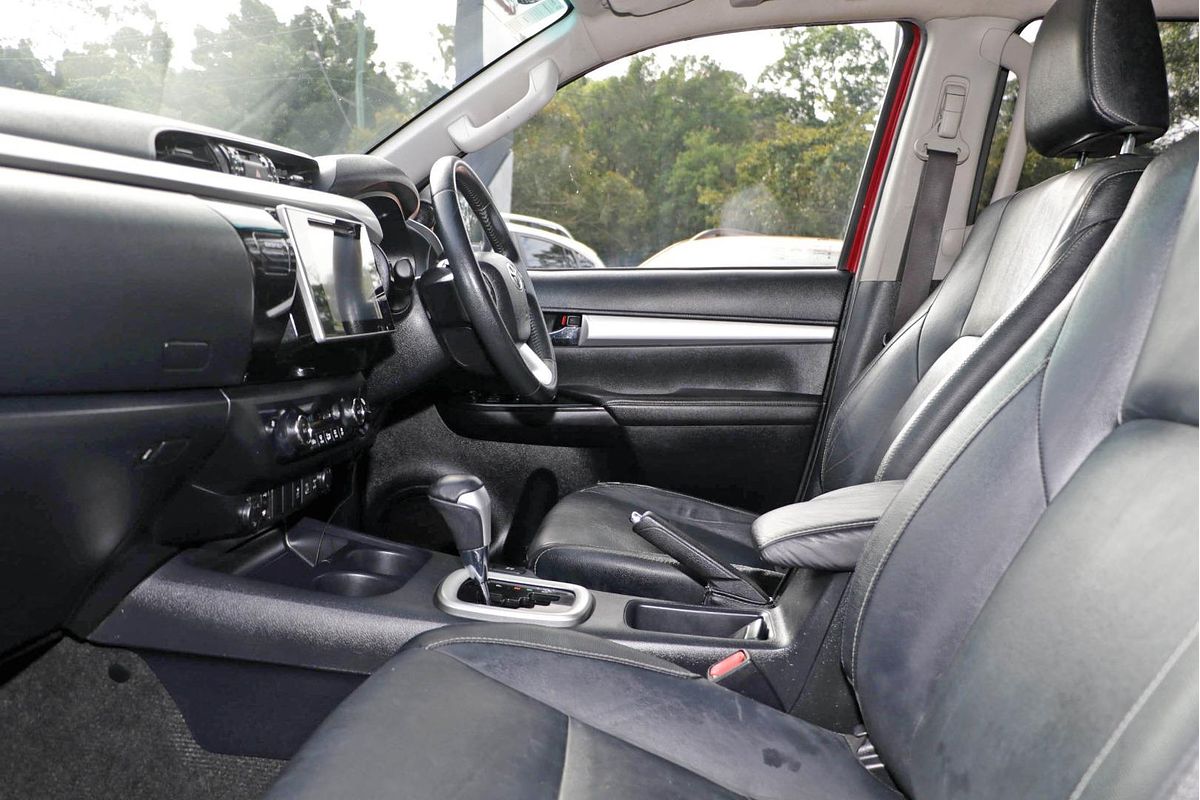 2015 Toyota Hilux SR5 GUN126R 4X4