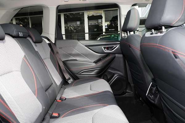 2020 Subaru Forester 2.5i Sport S5