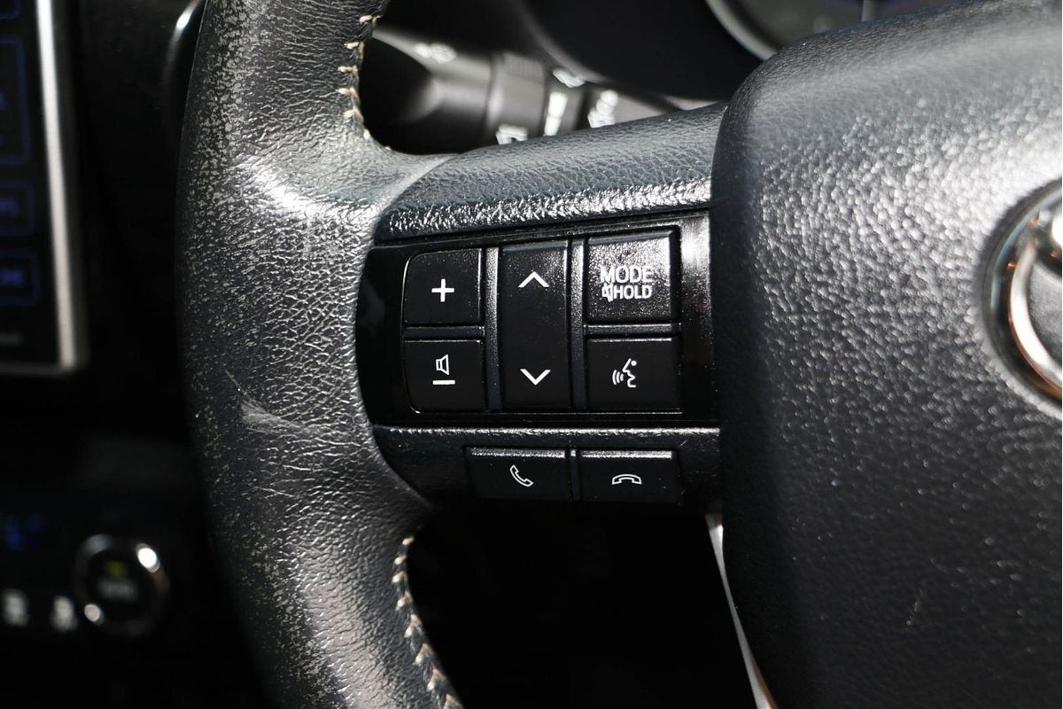 2015 Toyota Hilux SR5 GUN126R 4X4