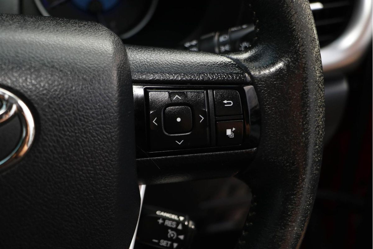 2015 Toyota Hilux SR5 GUN126R 4X4